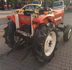 Traktor, malotraktor japonský Hinomoto 2604, 26Hp