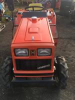 Traktor japoské Hinomoto N179, s výkonem 17HP, 4x4