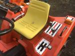 Traktor japoské Hinomoto N179, s výkonem 17HP, 4x4