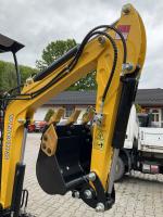 Minibagr, Bagr CR90, mimoosý, hmotnost 900 kg 