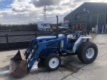 Funkční malotraktor New Holland 1V2OO